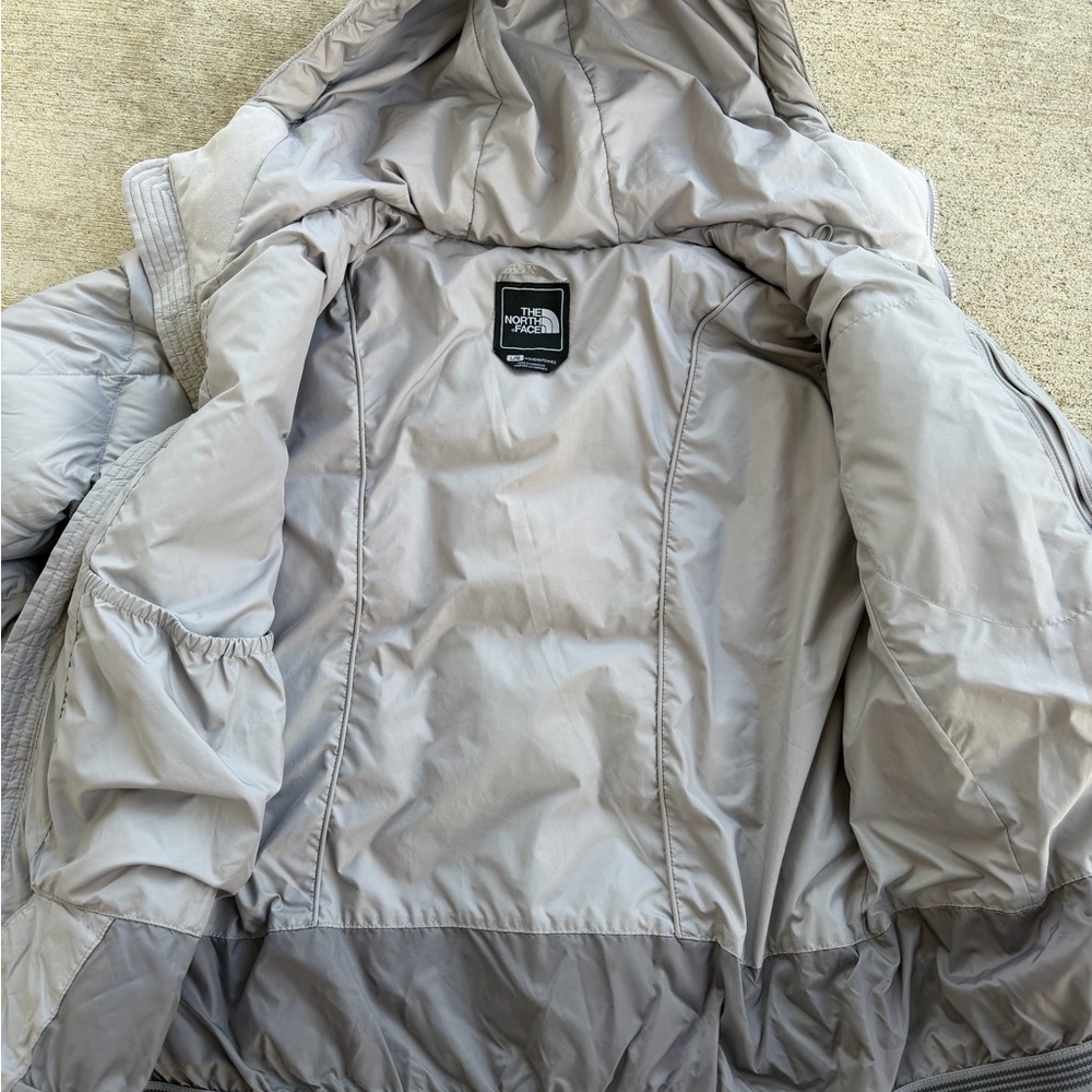 The North Face Women Size Large Quilted Puffer Down 550 Jacket Hood Soft Gray - Picture 9 of 12